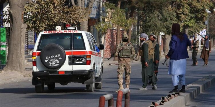 Afganistan’da medresede meydana gelen patlamada 10 öğrenci öldü