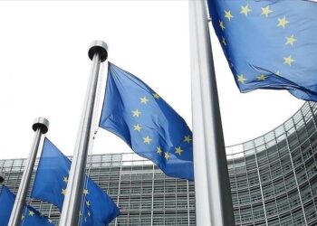 AP, Ukrayna’ya 18 milyar avroluk krediyi onayladı