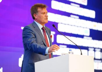 Arıklı: “Benim gönlümde yatan ‘Türk asrıdır’”