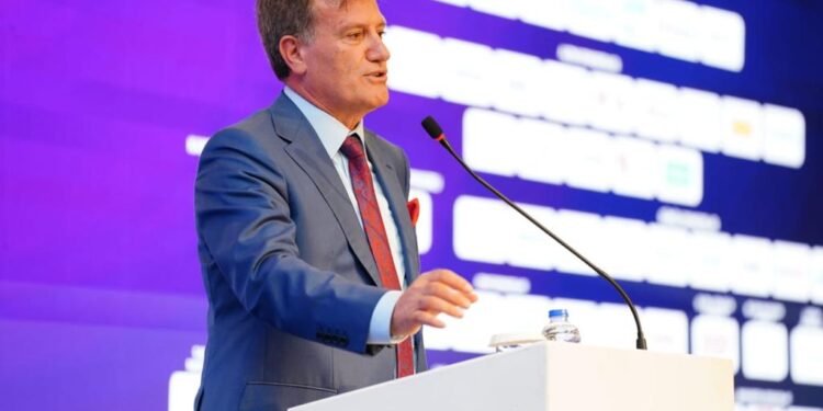 Arıklı: “Benim gönlümde yatan ‘Türk asrıdır’”