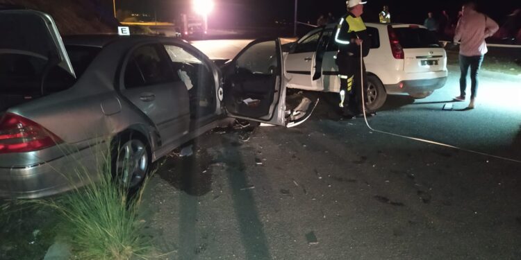 Bafra’da ters şeride giren araç taksiyle çarpıştı: 2 can kaybı