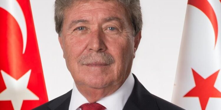 Başbakan Üstel: AB Komisyonu Kıbrıs konusuyla ilgili söz söyleme hakkına sahip en son yerdir