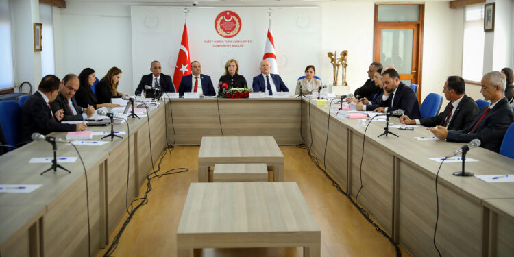 Bütçe görüşmelerinde ilk gün tamamlandı