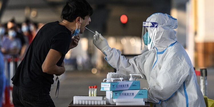 Çin’de 6 ay sonra Kovid-19’dan ilk ölüm kayıtlara geçti