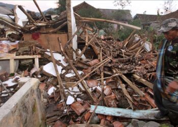 Solomon Adaları’nda 7 büyüklüğünde deprem