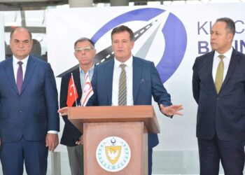 Yeni havalimanı basına tanıtılıyor.. Arıklı: “Devasa bir yatırım. Açılış için eksik cihazların gelmesini bekliyoruz”