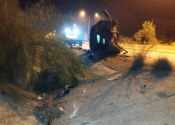 Ercan Havalimanı yolunda kaza… 2 kişi ağır yaralı