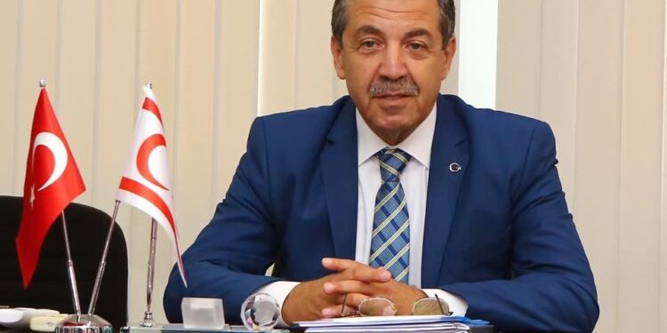 Dışişleri Bakanı Ertuğruloğlu, “Kıbrıs Türk halkı onurlu bir halktır”