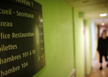 Fransa’da psikiyatristler “daha iyi koşullar” için grev başlattı