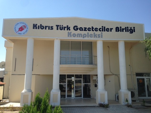 Gazeteciler Birliği ile İnsan Hakları Platformu panel düzenliyor