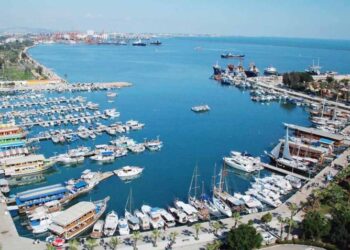 İhracatta Türk Lirası “zorunlu”