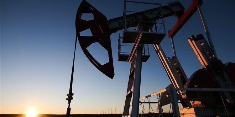 Brent petrolün varil fiyatı 85,36 dolar