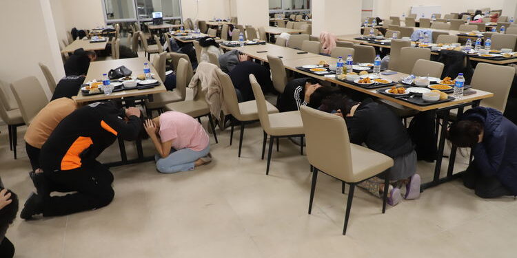 Türkiye genelinde ve KKTC’de ‘Çök Kapan Tutun’ tatbikatı yapıldı