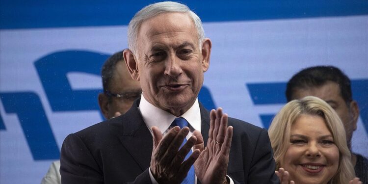 İsrail’de Netanyahu liderliğindeki sağ blok sandık çıkış anketlerine göre parlamentoda çoğunluğu sağlayacak