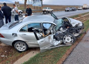 Lefkoşa-Gazimağusa ana yolunda kaza: 2 kişi yaralandı