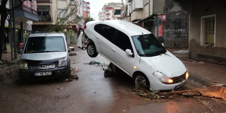 Antalya’da felaketin hasar tespiti