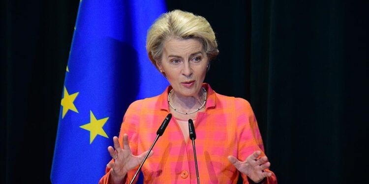 Tavan fiyat Rusya’nın petrol gelirlerini düşürecek