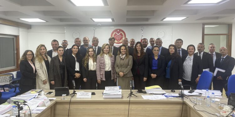 2023 Mali Yılı Bütçe Yasa Tasarısı komiteden geçti