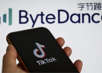 Gazetecilerin TikTok verilerine erişim sağlayan 4 çalışan işten çıkarıldı