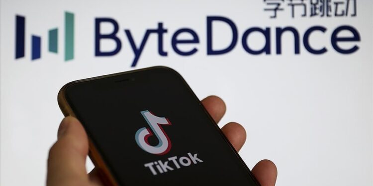 Gazetecilerin TikTok verilerine erişim sağlayan 4 çalışan işten çıkarıldı