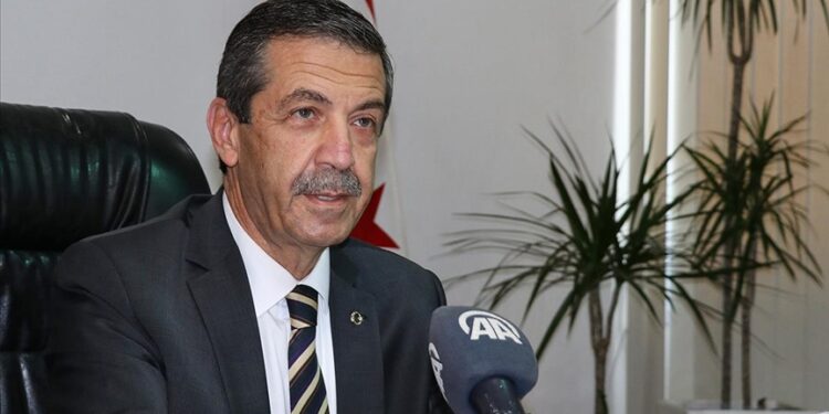 Ertuğruloğlu’ndan eski Büyükelçi Bayar için taziye mesajı