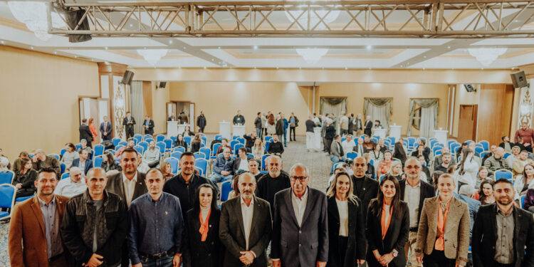 Güngördü: “Tecrübemiz bu kenti yönetmeye yeter”