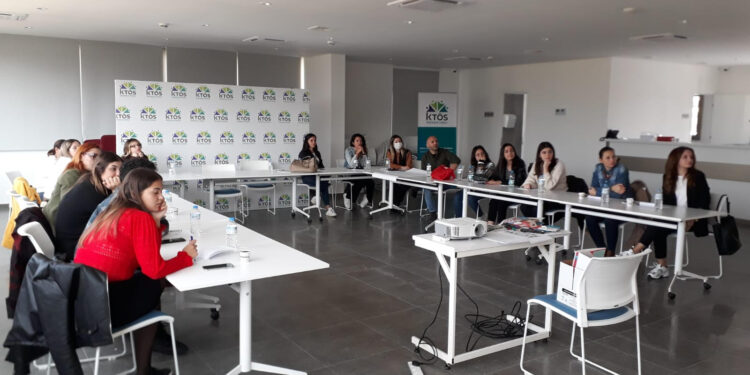 KTÖS insan hakları konulu atölye çalışması düzenledi
