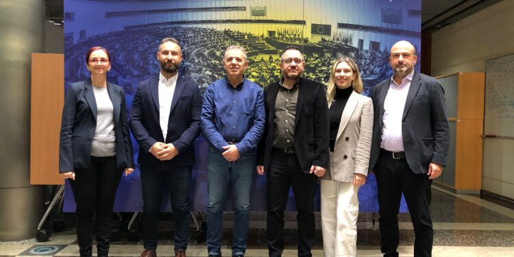 Öğretmen Sendikaları:”Türkçe’nin resmi AB dili olması için yapılan çalışmaları destekliyoruz”
