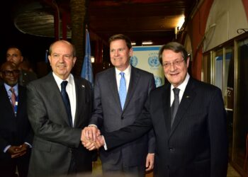 Cumhurbaşkanı Tatar ve Rum lider Anastasiadis, BM’nin “Yeni Yıl” resepsiyonunda bir araya geldi