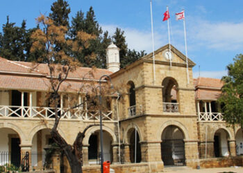 Ledra Palace Sınır Kapısı’ndan aracıyla bariyeri kırarak KKTC’ye kanunsuz giriş yapan A.N. mahkemeye çıkarıldı