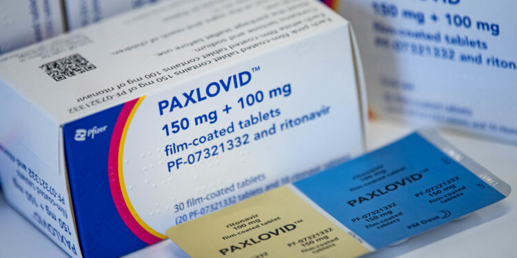 Çin, Pfizer’ın Kovid-19 ilacının internetten satışına izin verdi
