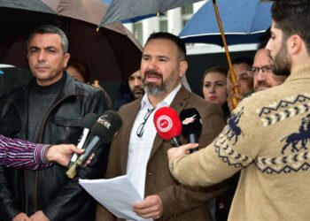 Sendikalardan hükümete asgari ücret ve protokol görüşmeleri için Çarşamba’ya kadar süre
