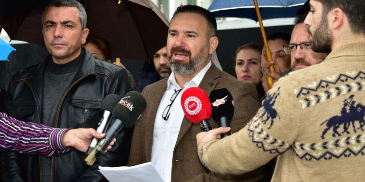 Sendikalardan hükümete asgari ücret ve protokol görüşmeleri için Çarşamba’ya kadar süre