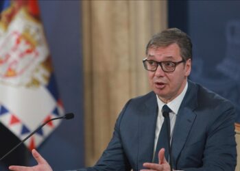 Sırbistan Cumhurbaşkanı Vucic’ten ordu ve polise “hazır ol” emri