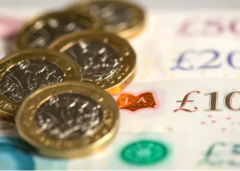 Euro 19,97 liradan, sterlin 22,90 liradan güne başladı