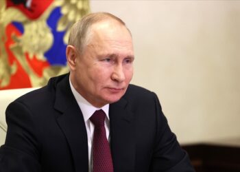 Rusya Devlet Başkanı Putin: “Nükleer savaş tehdidi büyüyor”