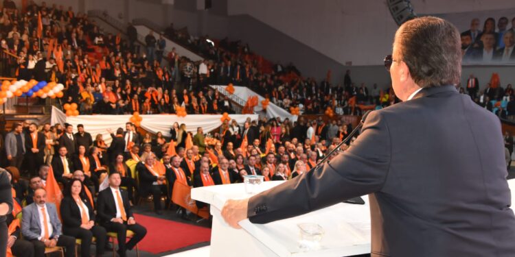 UBP “Güçlü Belediyeler Güçlü Gelecek” sloganıyla belediye başkanı ve meclis üyesi adaylarını tanıttı