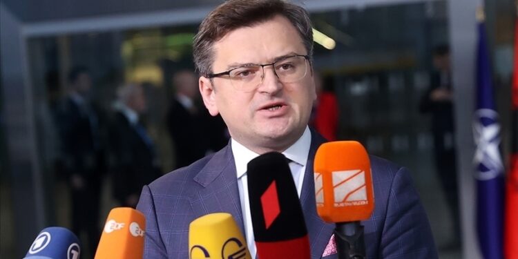 Ukrayna Dışişleri Bakanı: “Barış zirvesi” düzenlemeyi amaçlıyoruz