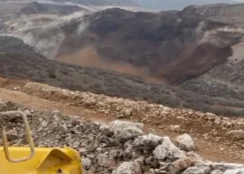 EN AZ 9 İŞÇİ TOPRAK ALTINDA