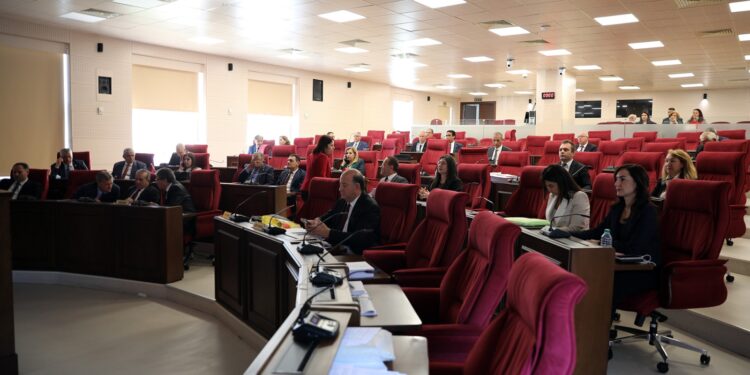 “SAHTE DİPLOMA” KONUSU MECLİSTE KONUŞULDU