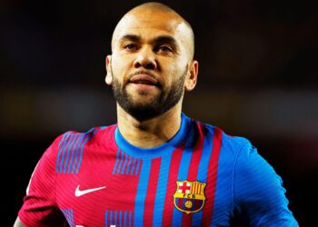 ALVES’E 4 BUÇUK YIL HAPİS