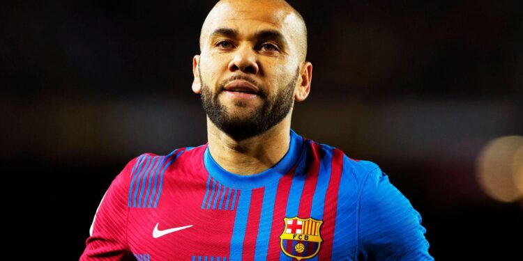ALVES’E 4 BUÇUK YIL HAPİS