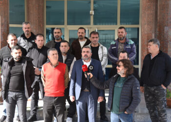 HÜR-İŞ VE BASS İÇİŞLERİ BAKANLIĞI ÖNÜNDE EYLEM VE BASIN AÇIKLAMASI YAPTI