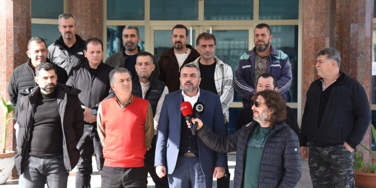 HÜR-İŞ VE BASS İÇİŞLERİ BAKANLIĞI ÖNÜNDE EYLEM VE BASIN AÇIKLAMASI YAPTI