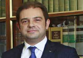 “KIBRISLI TÜRK AVUKAT KÜRŞAT İTALYA’DAN KIBRIS’A İADE EDİLİYOR”