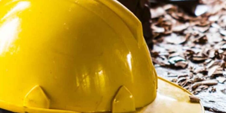 GAZİVEREN’DE BİR İŞÇİ YAŞAMINI YİTİRDİ