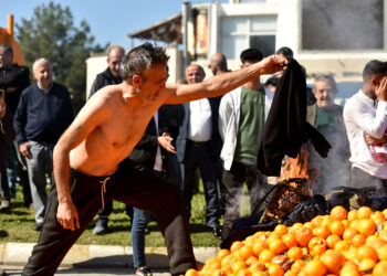 NARENCİYECİLER EYLEM YAPTI