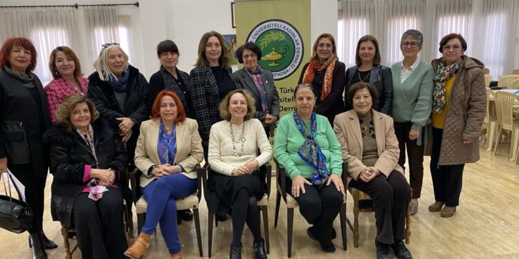 KIBRIS TÜRK ÜNİVERSİTELİ KADINLAR DERNEĞİ BAŞKANLIĞINA GÜLDEN PLÜMER KÜÇÜK GETİRİLDİ