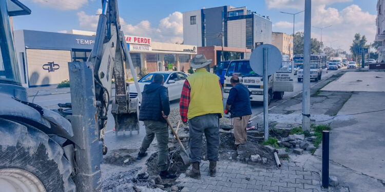 ORTAKÖY IŞIKLARI HASTANE ÇEMBERİ İSTİKAMETİNDE TRAFİK AKIŞI TEK ŞERİDE İNDİRİLDİ