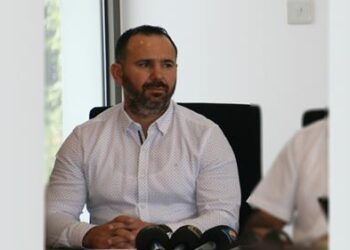 “HÜKÜMET, ZAMLARA KARŞI HALKIN KORUNMASINDA GERÇEKTEN KARARLIYSA ALINAN KARARLARIN UYGULANMASINI SAĞLAMALI”